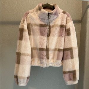 Timing Soft Fleece Jacket in Cream and Pink